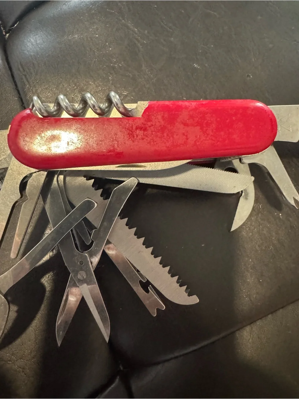 Victorinox Evolution S54 aka TOOL CHEST PLUS